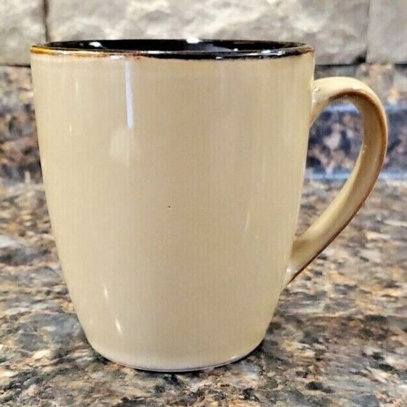 Pfaltzgraff Studio ASTER Coffee Tea Mug Cup Red Flower on Beige Brown Inside - Picture 3 of 7